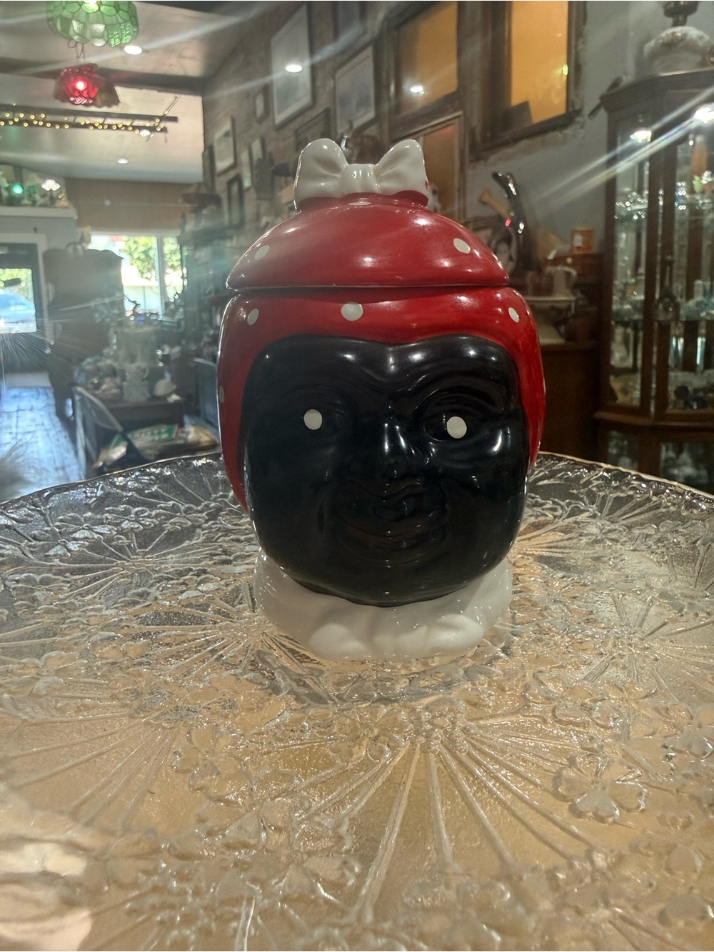 Red & Black Ceramic Decorative Cookie Jar - Retro Head Design Lidded Vintage